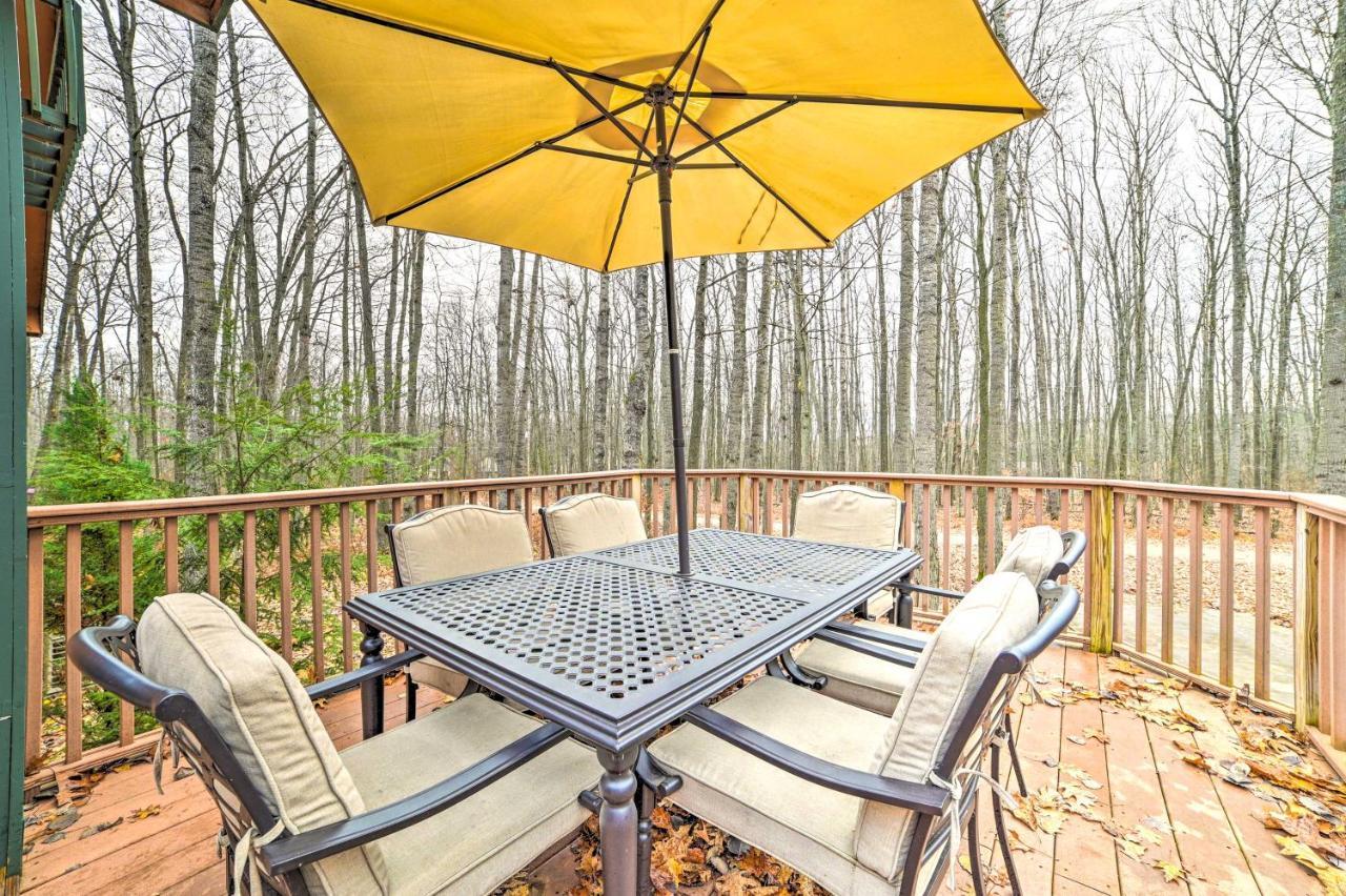 Roscommon Higgins Lake Retreat - Hike, Swim, Relax! מראה חיצוני תמונה